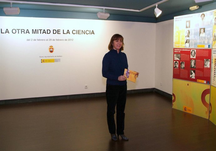 Exposición 'La Otra Mita De La Ciencia'