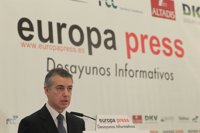 Urkullu resalta la necesidad de "reeditar el espíritu de los Pactos de la Moncloa"