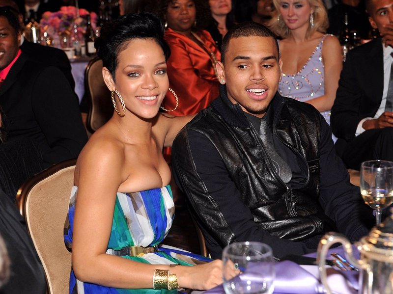 Chris Brown y Rihanna, cara a cara en los Grammy tres anos despues