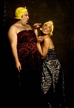 Escena Del Espectáculo 'No Sé Si .' De Marta Carrasco