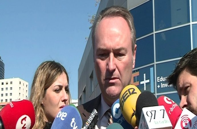 Fabra Atiende A Los Medios En El Oceanográfico