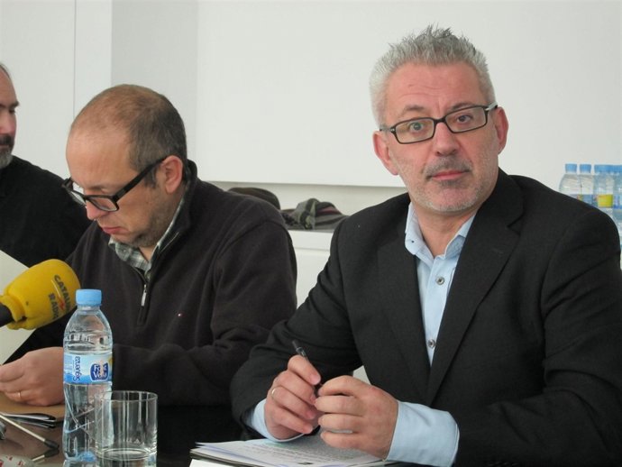 El Director Del CCCB, M. Sintes, Y El Del Macba, B. Marí