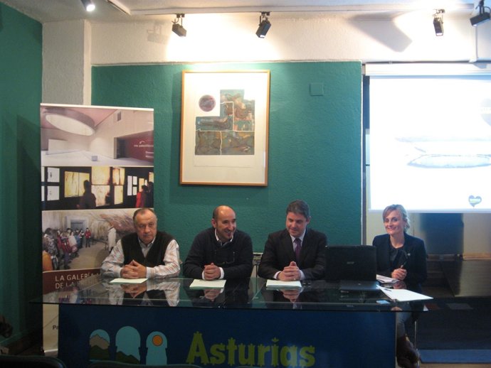 Un Momento De La Presentación