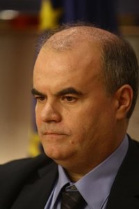 Urdangarín.- UPyD considera una "discriminación en favor" del duque que no se grabe de su declaración  