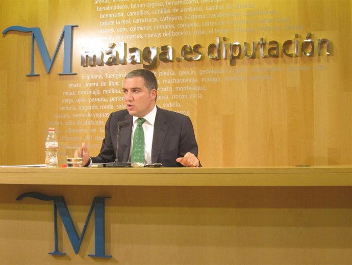 Elías Bendodo, En Rueda De Prensa