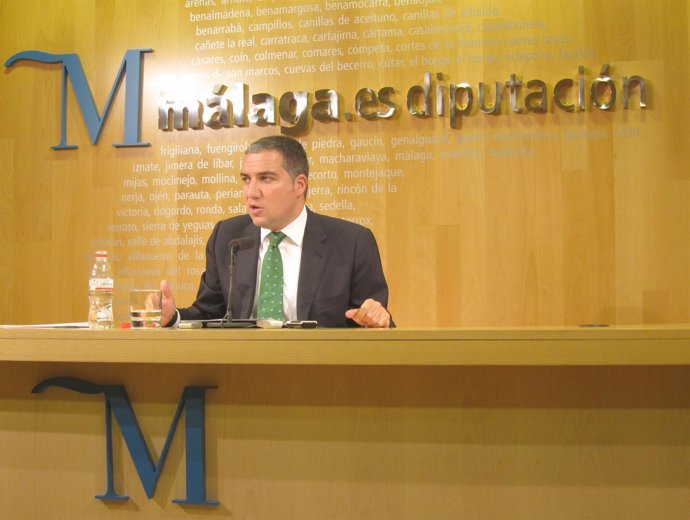 Elías Bendodo, En Rueda De Prensa