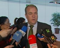 Monago subraya que con el nuevo plan de Fomento "no se abandona la alta velocidad en Extremadura" por parte del Gobierno