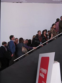 Fila Para Votar Congreso PSOE