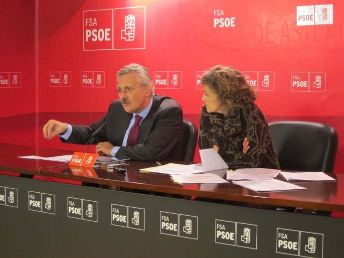 Antonio Trevín Y Maria Luisa Carcedo