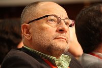 El alcalde descarta presentarse como alternativa al Congreso del PSOE en Galicia porque su "futuro" está en Ourense