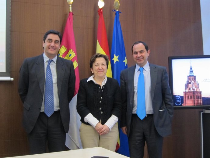 Echániz Y Farjas (C) En La Clausura De Las Jornadas Celebradas En Toledo