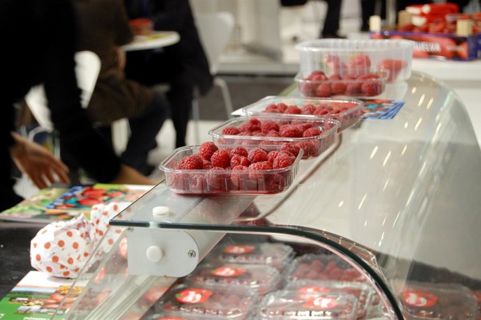 Frutos Rojos De Huelva En Fruil Logística.