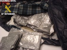 Agentes De La Guardia Civil Interceptan Más De 23 Kg De Cocaína En Barajas