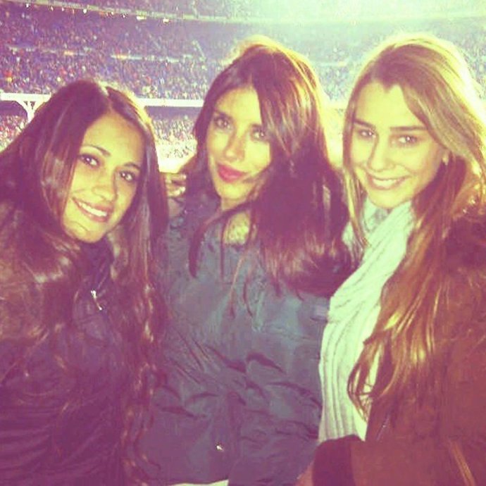 Antonella Rocuzzo, Daniella Semaan Y Julia Vigas