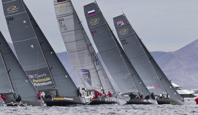 El Team Aqua Lidera La Flota Del RC44' Puerto Calero Cup