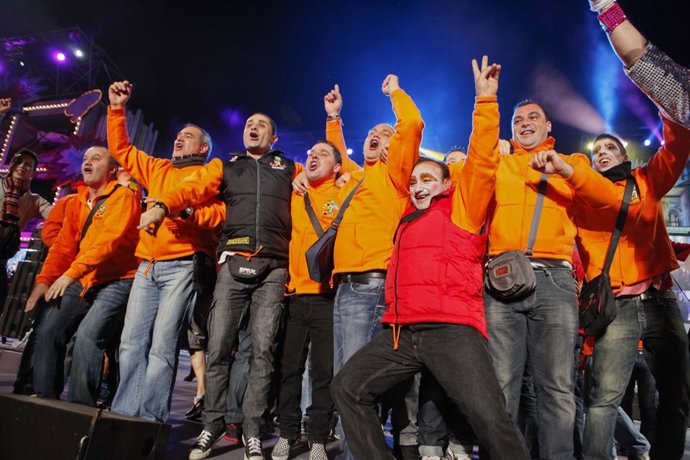 LOS SERENQUENQUENES 2012