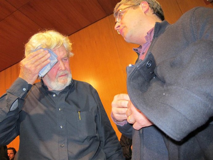 Beiras Se Limpia El Sudor Ante Aymerich Tras La Asamblea De Escisión