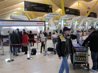 Consumidores recuerdan a los clientes de Iberia su derecho a reclamar la devolución íntegra de los billetes