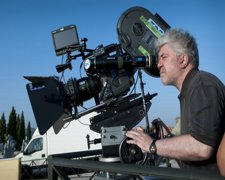 La mirada de Almodóvar, premiada en los BAFTA