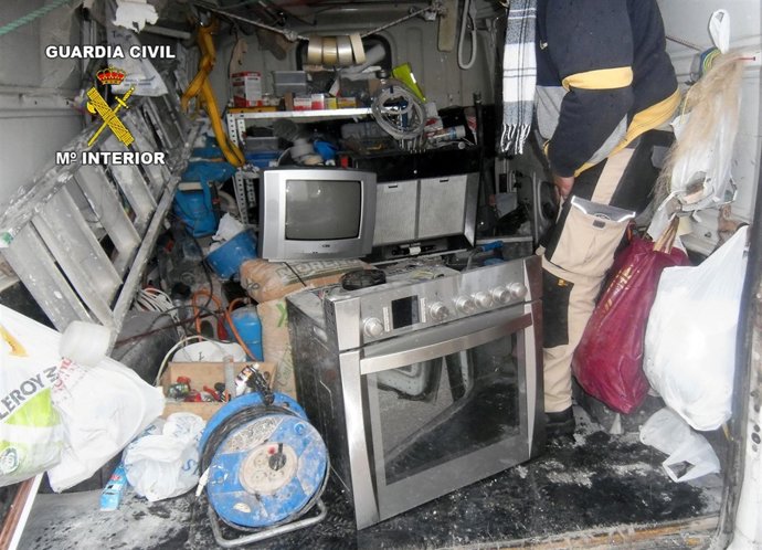 Efectos Sustraídos, Cargados En El Vehículo      