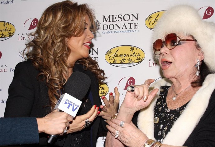 Marujita Díaz Peleándose Con Beatriz Trapote