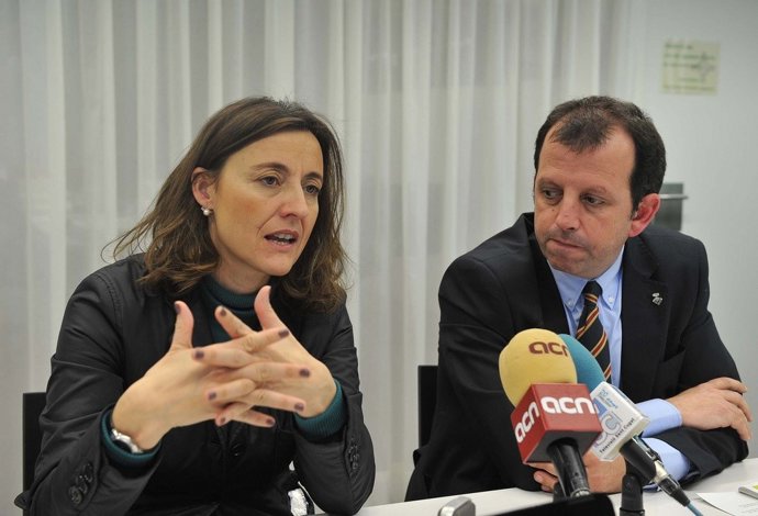 Alcaldesa De Sant Cugat, Mercè Conesa, Presenta El Presupuesto 2012