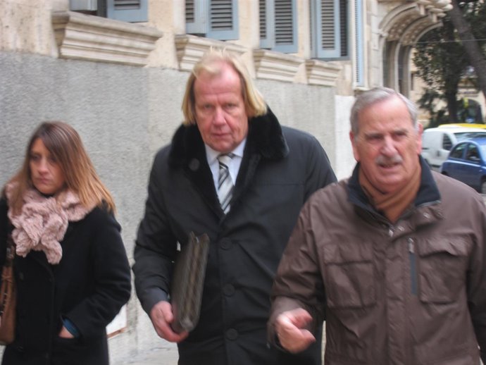 Matthias Kühn, En La Audiencia Provincial De Palma