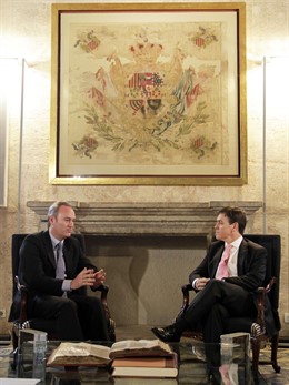  Alberto Fabra, Y El Director De BP Oil Castellón, Emilio Marín