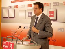 El Secretario General Del Pscyl, Óscar López