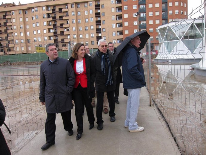 Gamarra Y Burgos Recorren El Nuevo Paso Peatonal