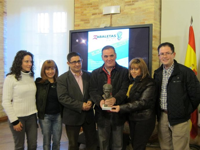 El Alcalde De Quesada Junto A Reyes Y Gálvez Hoy