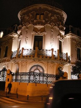 Edificio De La SGAE De Noche