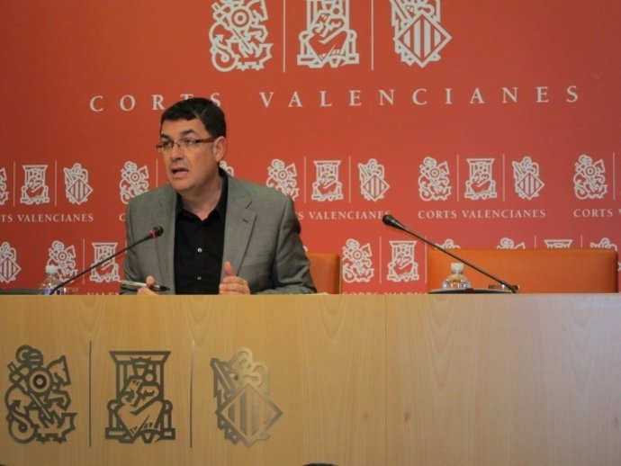 Morera En La Rueda De Prensa Tras La Junta De Portavoces