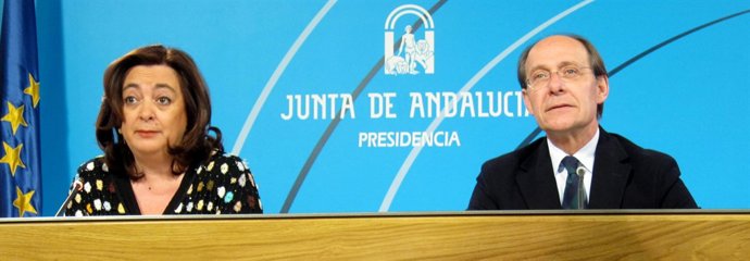 Mar Moreno Y Díaz Trillo En Rueda De Prensa Posterior Al Consejo De Gobierno