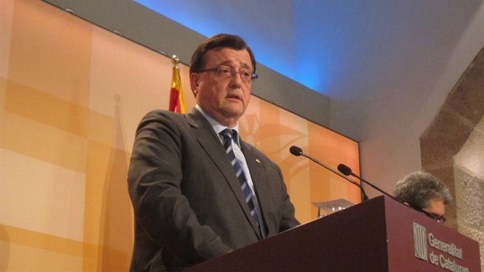 El Conseller F.X.Mena