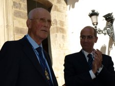 Sánchez Ruipérez, Cuando Recibió La Medalla De Oro De Salamanca