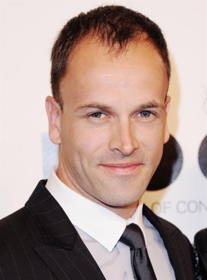 Jonny Lee Miller