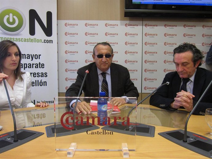 Carlos Fabra Habla Sobre El Aeropuerto De Castellón En Rueda De Prensa