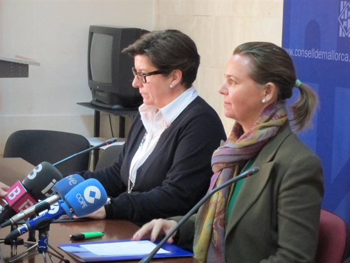 Catalina Cirer Y Maria Salom