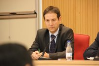 El gerente de Hospital de Manzanares lanza un mensaje de tranquilidad en su toma de posesión por nuevo modelo de gestión