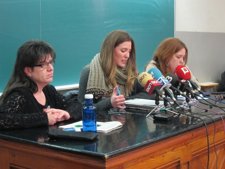 Portavoces Pudup Xus Nuñez (PAS), Gisela Camarero(Estudiante), Clara Camps (PDI)