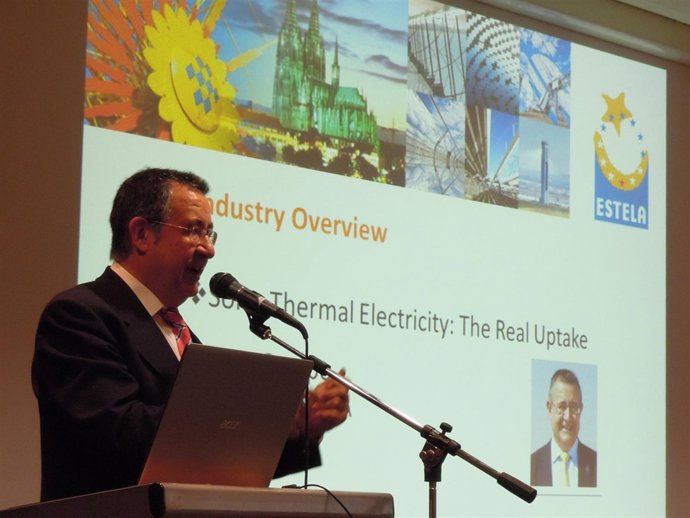 El Presidente De Estela, Luis Crespo