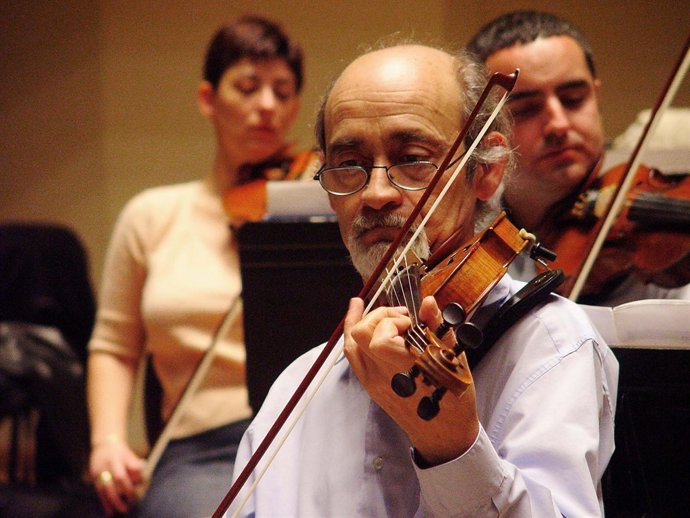 La OV Rinde Homenaje A Salvador Porter