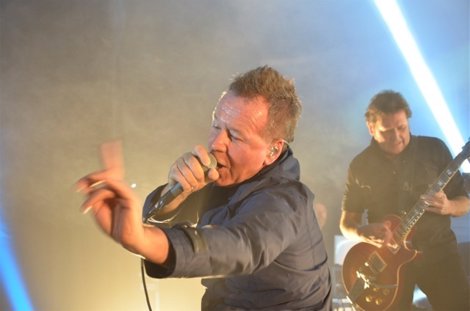 Simple Minds En La Riviera