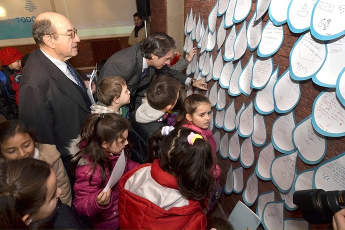 Exposición 'Historias A Través Del Agua'