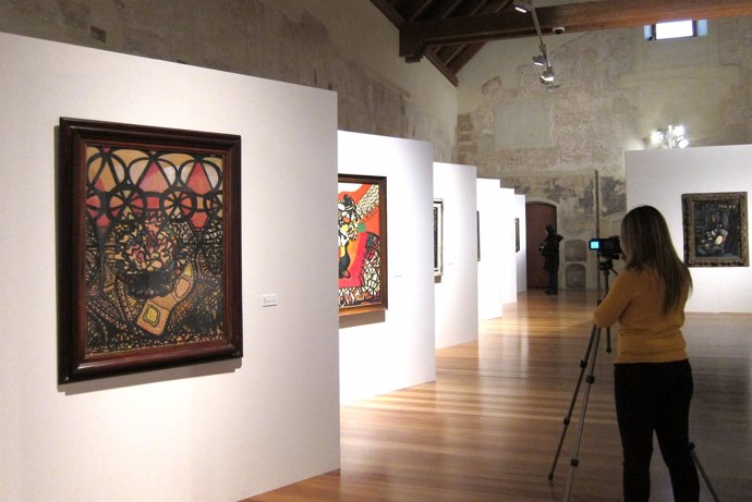 La Exposición De Amelia Peláez En El Centro Del Carmen