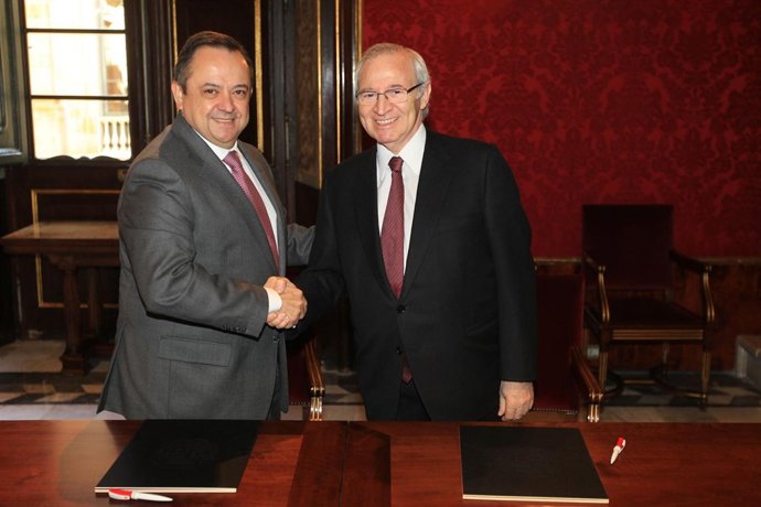 Josep-Ramon Sanromà (ICF) Y Miquel Valls (Consejo De Cámaras De Catalunya)