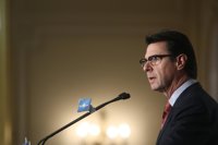 Paradores tiene un déficit de 80 millones de euros, según Soria