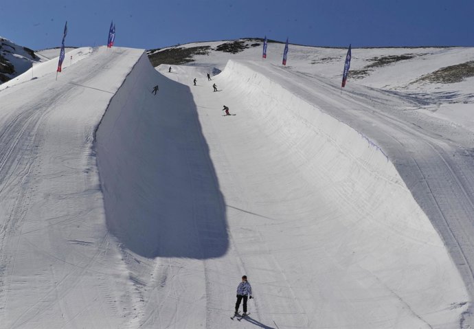 Superparque De La Estación De Esquí De Sierra Nevada