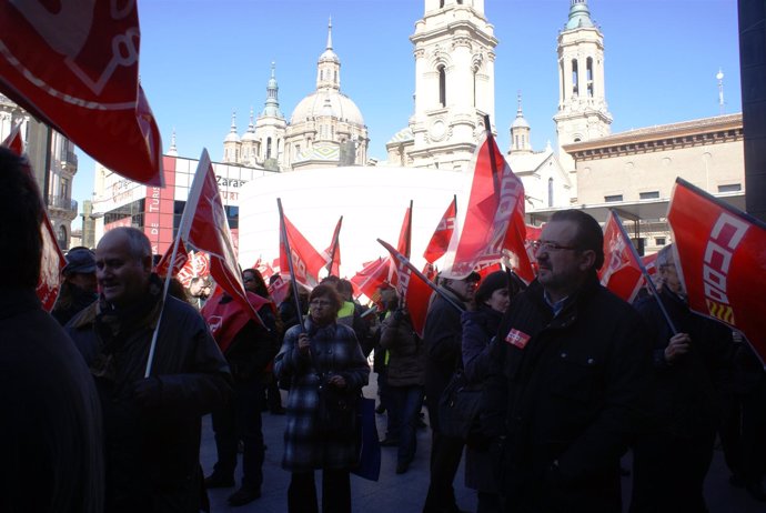 Concentración Ante La Delegación Del Gobierno En Aragón